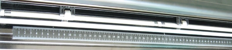 126 cm selbstklebendes Lineal zur Messung von z.B. Folie