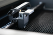 FLUX Hexa 60W – Hochleistungs-CO?-Lasergravierer für präzises Schneiden und Gravieren in Materialien wie Holz, Leder, Acryl und 